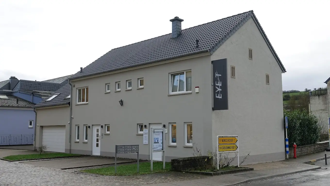 Eye aussen